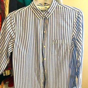 Long sleeve button shirt